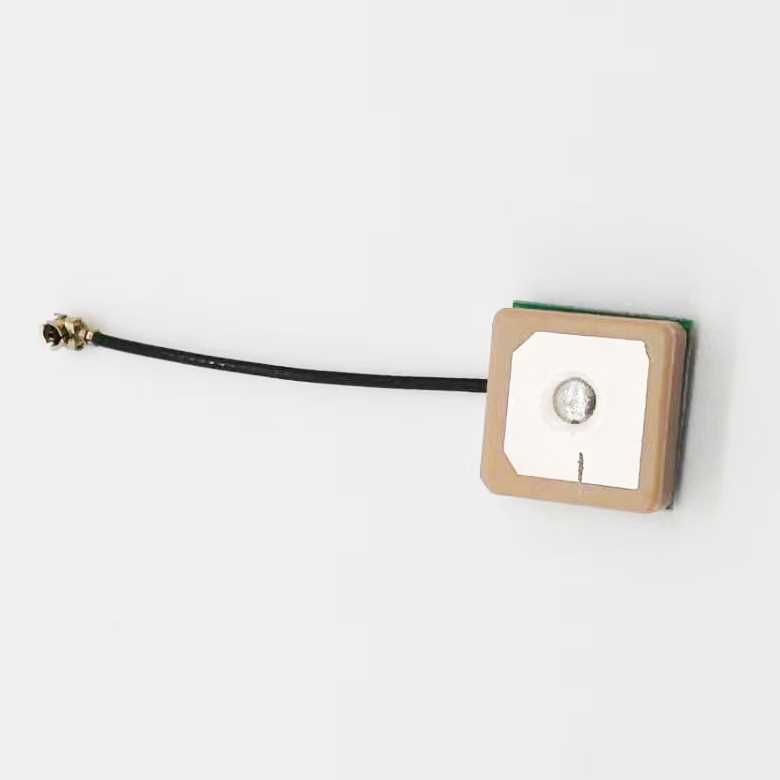 1540內置有源天線 GPS陶瓷天線 頻率可定制 廠家直銷